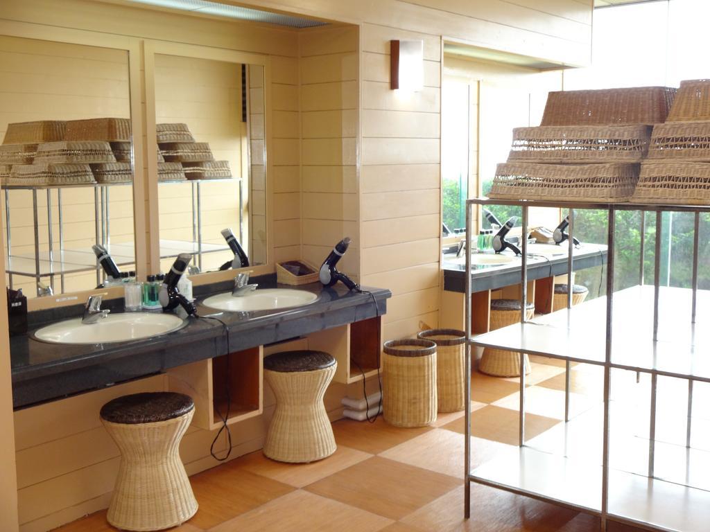 Hachijo View Hotel ภายนอก รูปภาพ